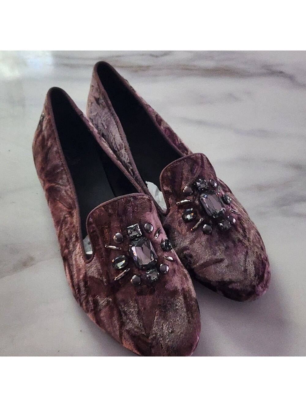 Simply Mauve Crushed Velvet Jeweled Slip-On Loafers Women’s Size 10 NEW